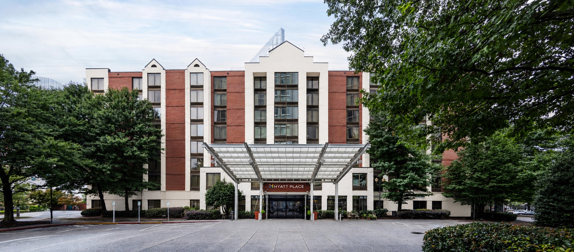 Front exterior of Hyatt Place Atlanta Buckhead